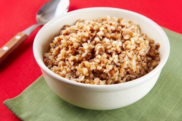 Buckwheat သည် အစာအိမ်နှင့် အူလမ်းကြောင်း၏ လုပ်ဆောင်ချက်ကို ပုံမှန်ဖြစ်စေသည်။